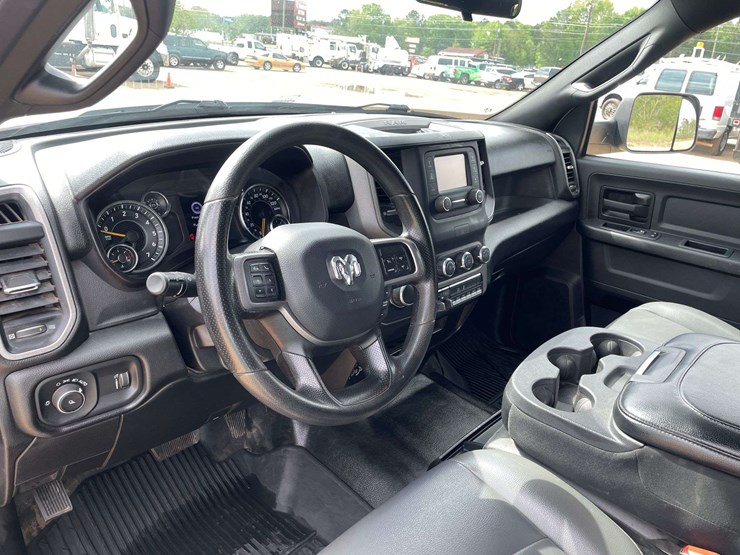 2022-dodge-ram-2500-image-11