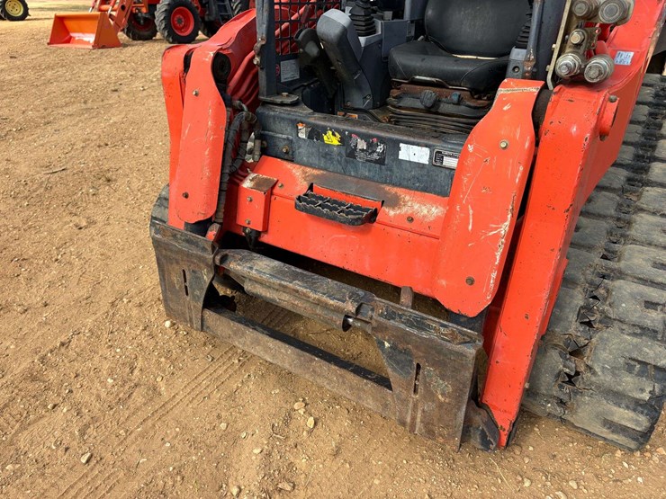 kubota-svl90-2-image-13