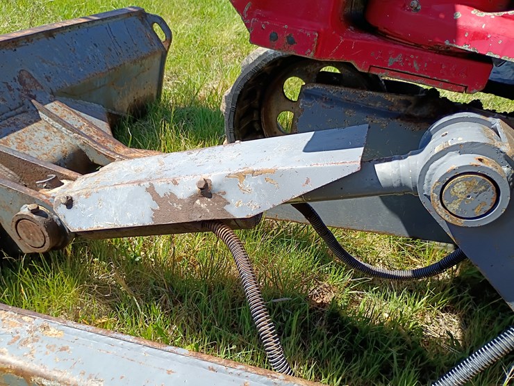 2011-takeuchi-tb285-image-47