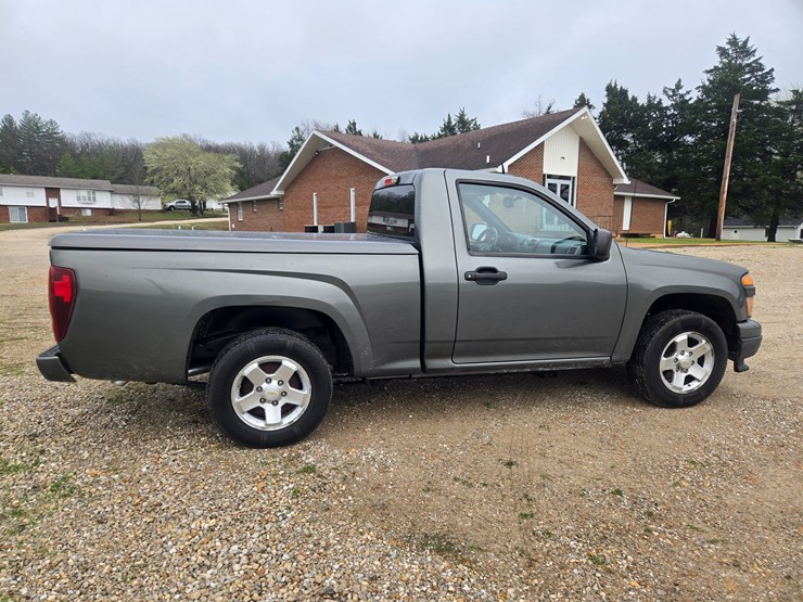 2011-chevrolet-colorado-image-14