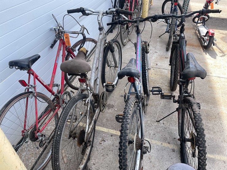 #7074-•-(4)-bikes-(o4)-image-4