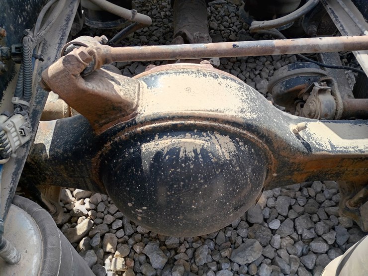 2009-freightliner-cascadia-125-image-102