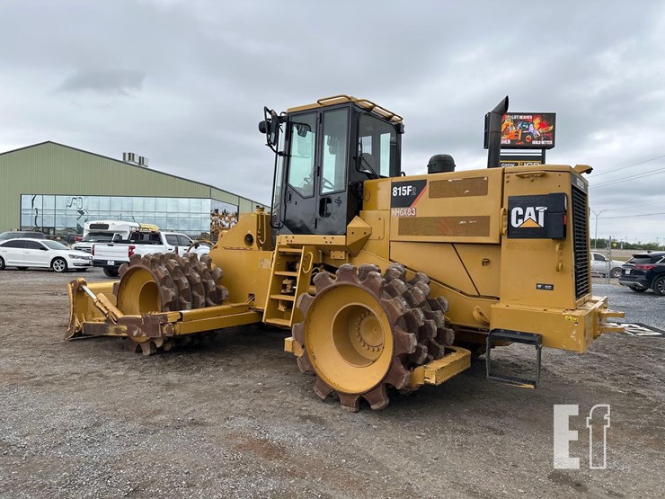2015-caterpillar-815f-2-image-4