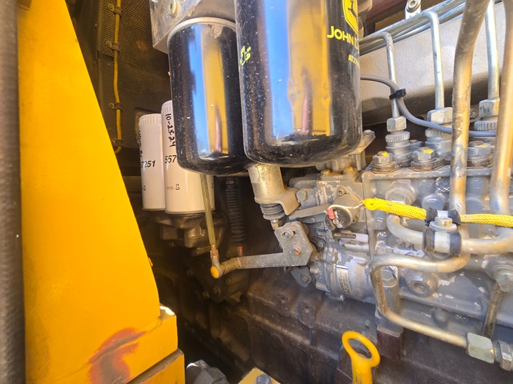 2004-deere-755c-image-29