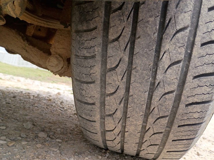 2011-chevrolet-traverse-image-79