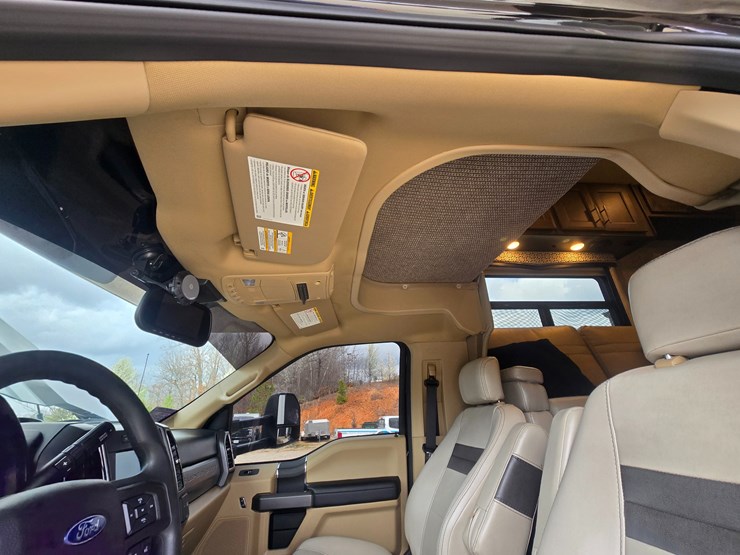 2020-ford-f550-image-74