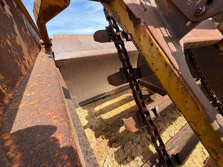 1972-caterpillar-613-image-24