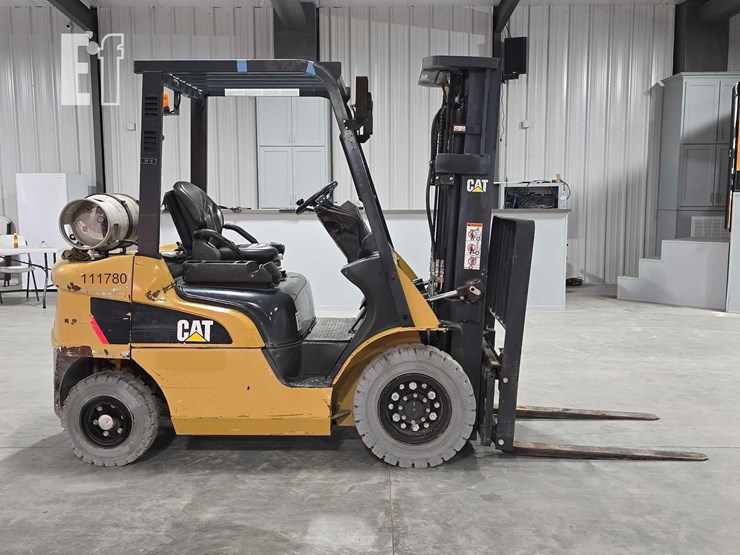 2019-caterpillar-gp25n-image-6