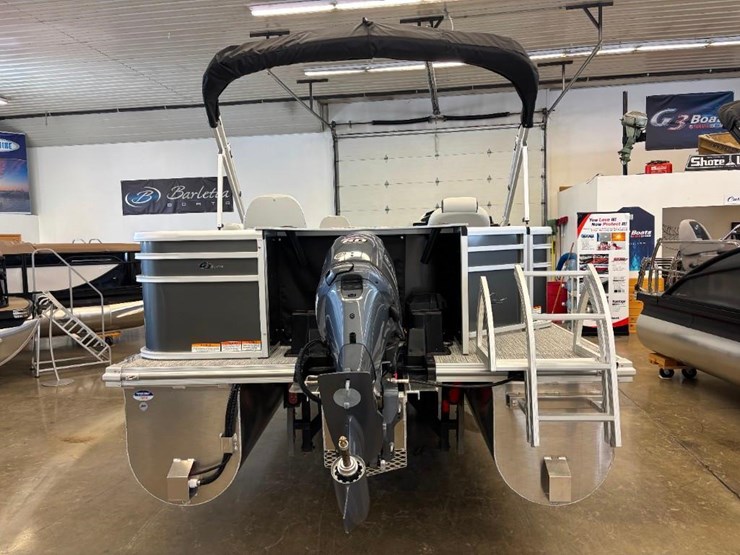 2025-g3-suncatcher-select-18f-pontoon-image-4