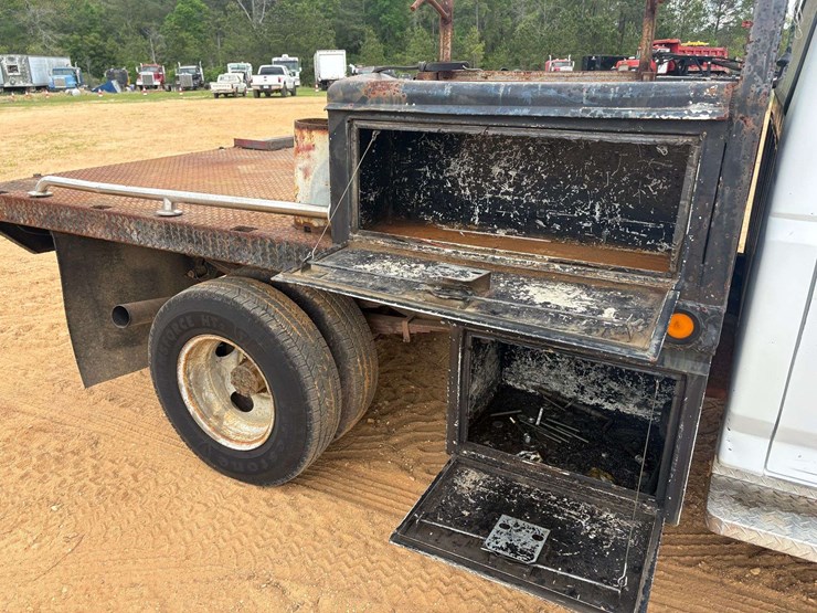 1996-ford-f350-image-16