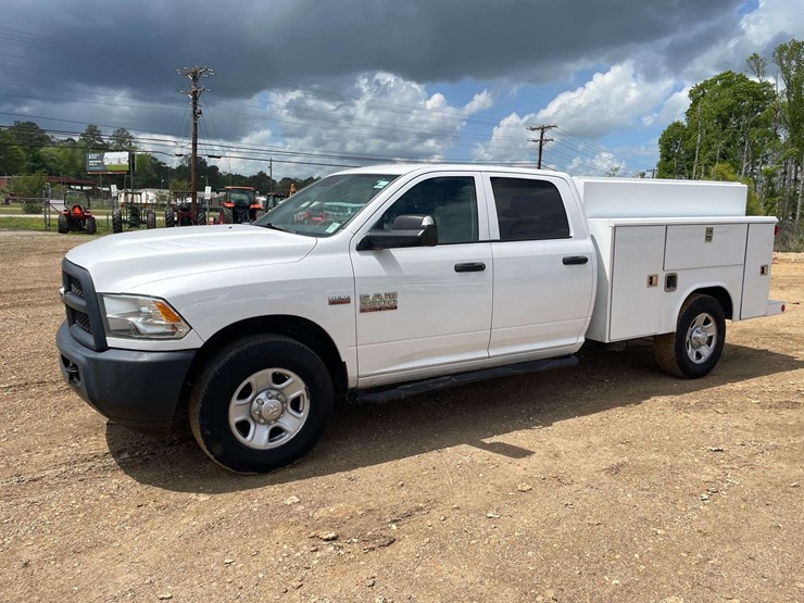 2015-dodge-ram-2500-image-1