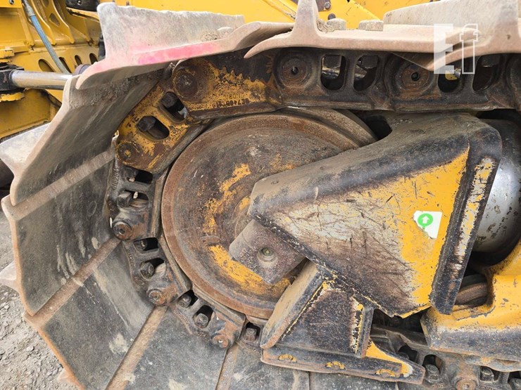 2019-caterpillar-d6-xe-lgp-image-31