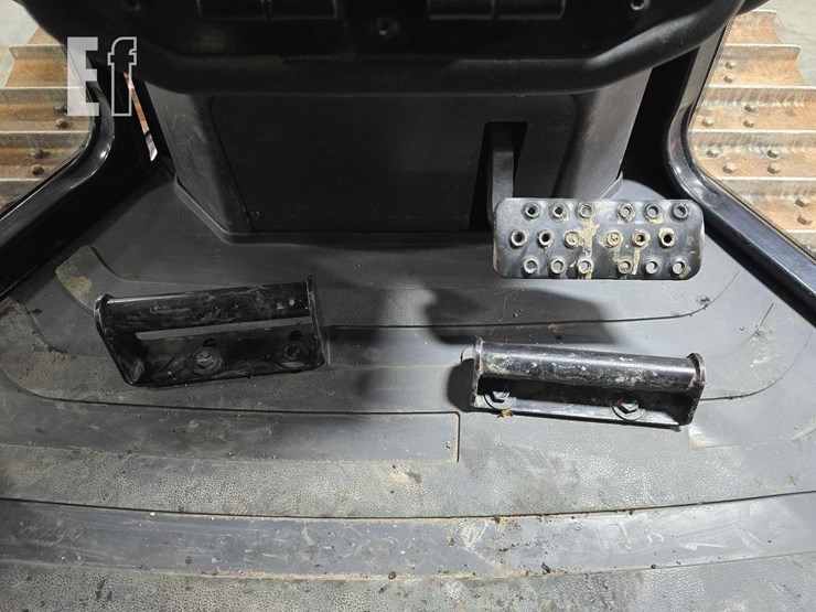 2021-caterpillar-d3-image-17