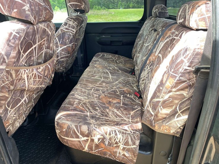 2011-chevrolet-silverado-1500-image-14