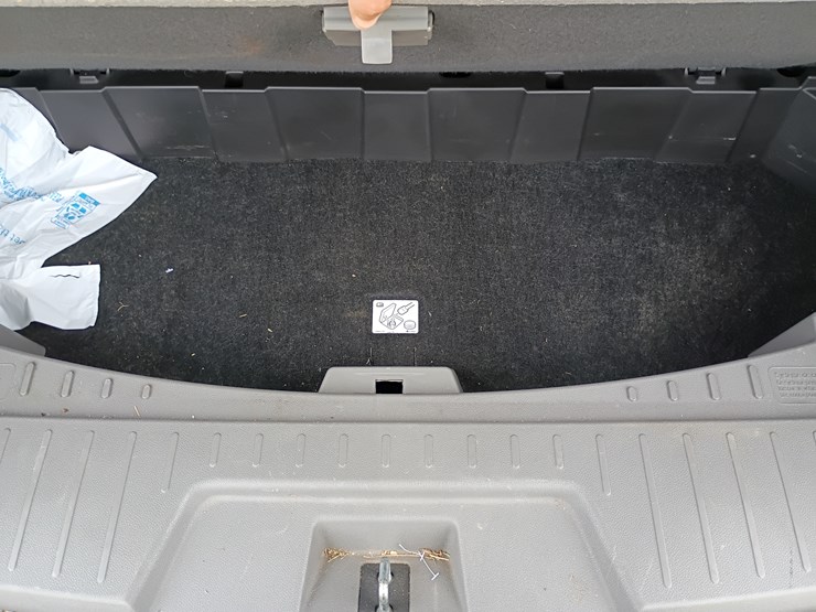 2011-chevrolet-traverse-image-64