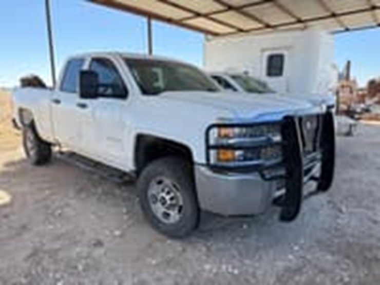 2019-chevrolet-silverado-2500hd-image-4