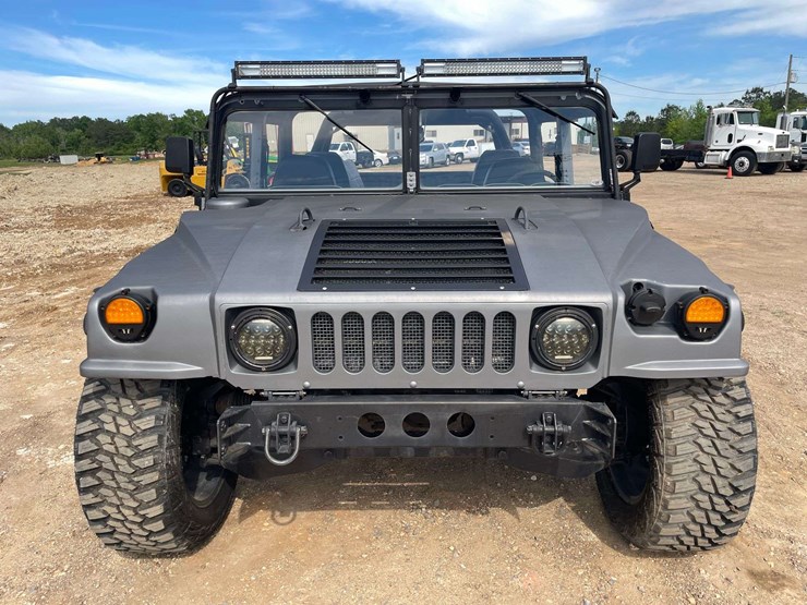 1988-am-general-m998-image-6