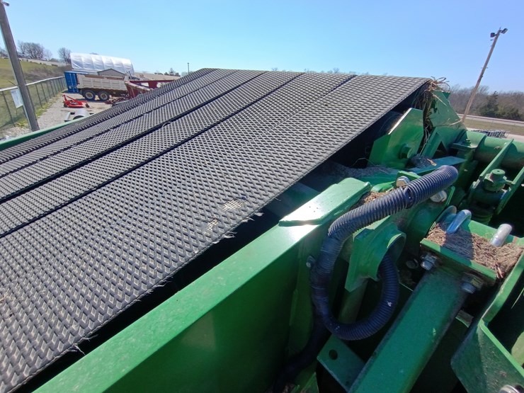 2014-john-deere-469-image-44