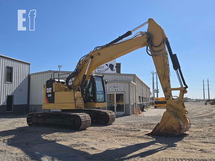 2019-caterpillar-325flcr-image-2