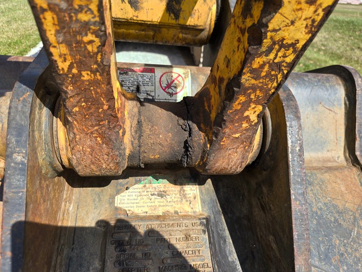 2013-komatsu-pc160-lc-image-28