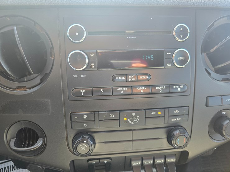 2016-ford-f550-image-39