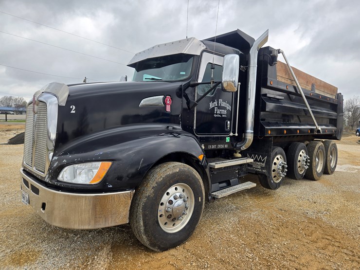 2014-kenworth-t660-image-3