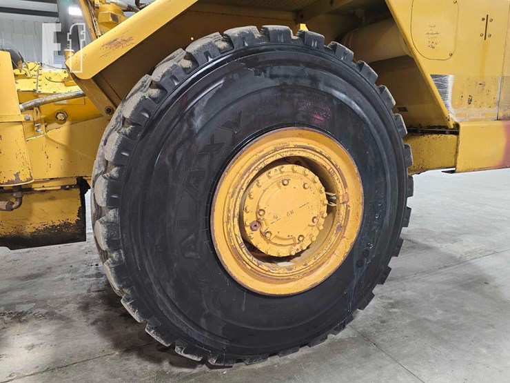 2006-caterpillar-615c-image-28