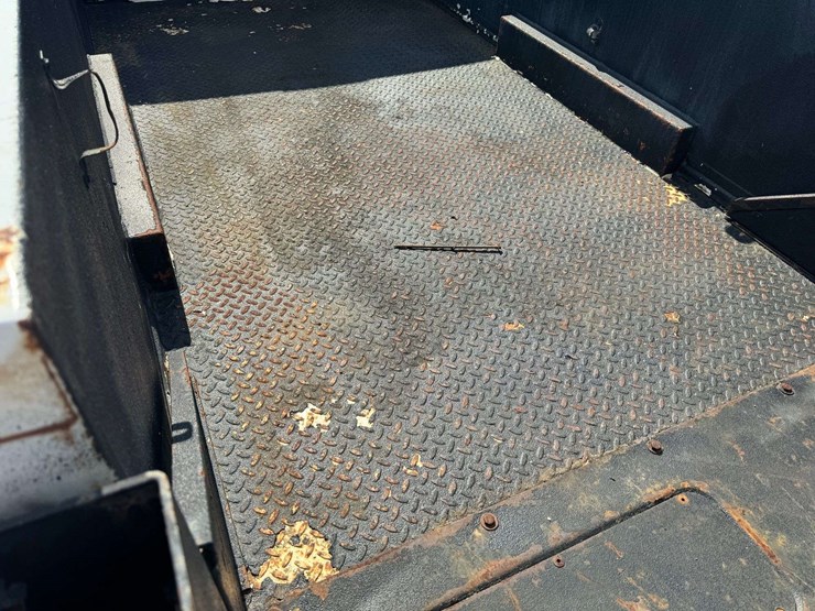 2002-dodge-ram-3500-image-16