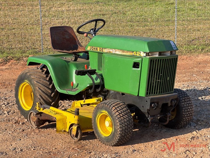 john-deere-420-image-1