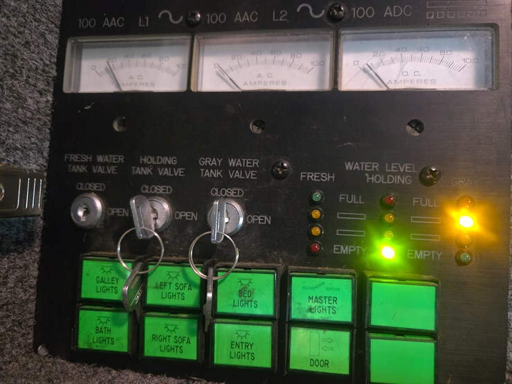 1990-international-4900-image-71