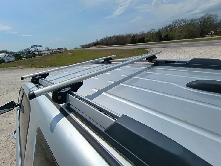 2017-gmc-acadia-image-71