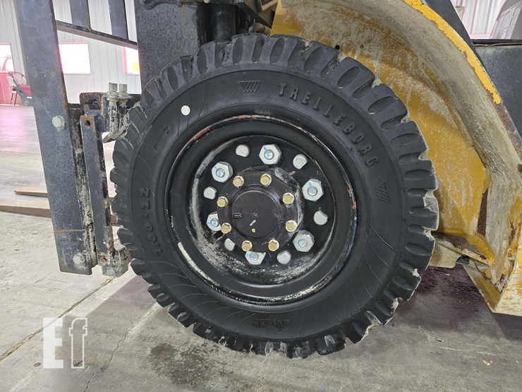 2019-caterpillar-gp25n-image-23