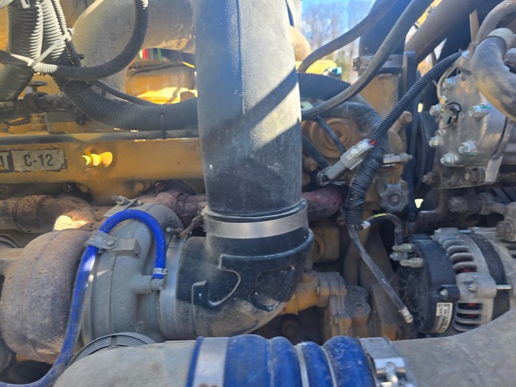 2001-sterling-l9500-image-69