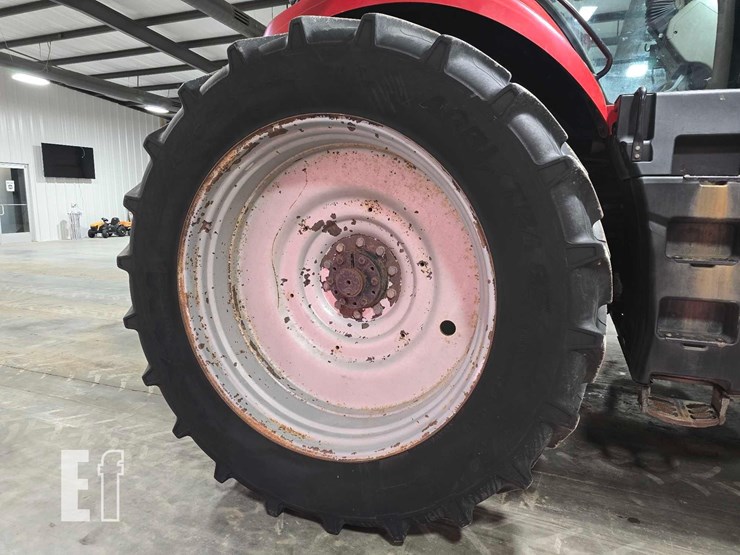 2016-case-ih-magnum-310-cvt-image-31