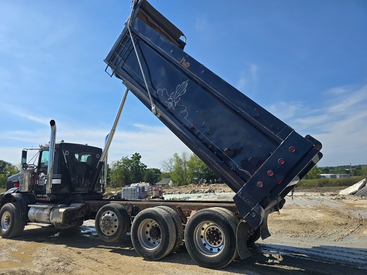 #21305-•-2003-kenworth-dump-truck-image-55