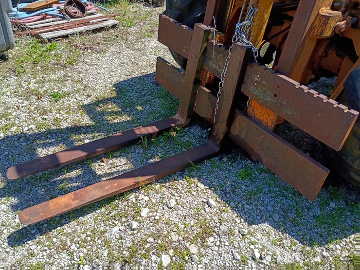 1979-case-586c-image-32