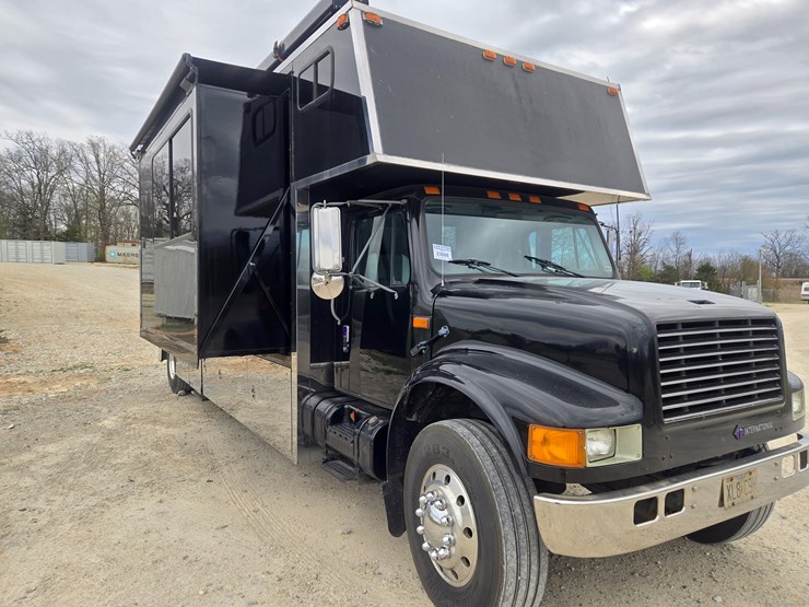 1990-international-4900-image-31