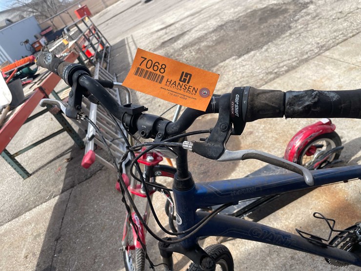 #7068-•-sedona-bike-(o4)-image-12