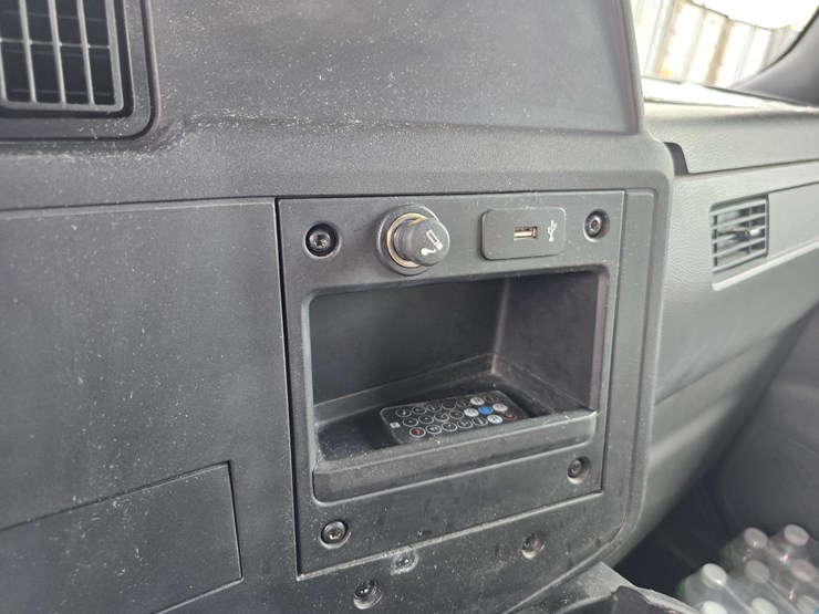 2021-international-mv607-image-79