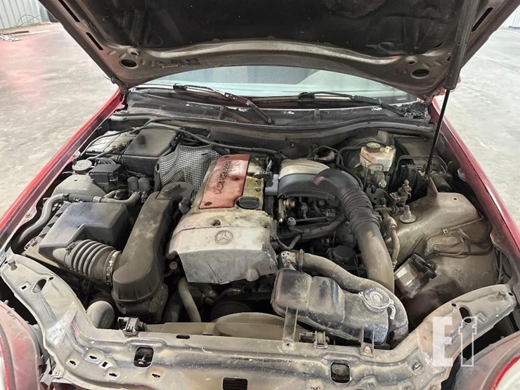 2003-mercedes-benz-slk320-image-19