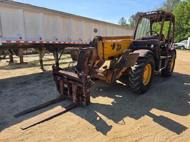 2007-jcb-535-image-1