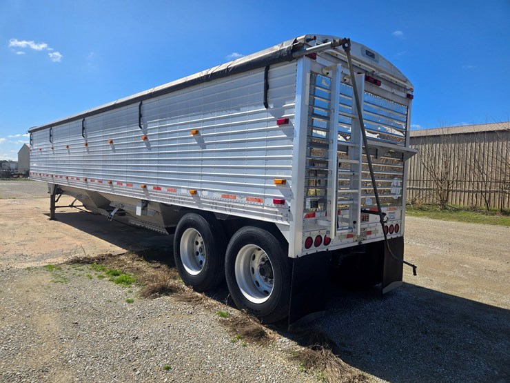 2010-timpte-hopper-bottom-image-9