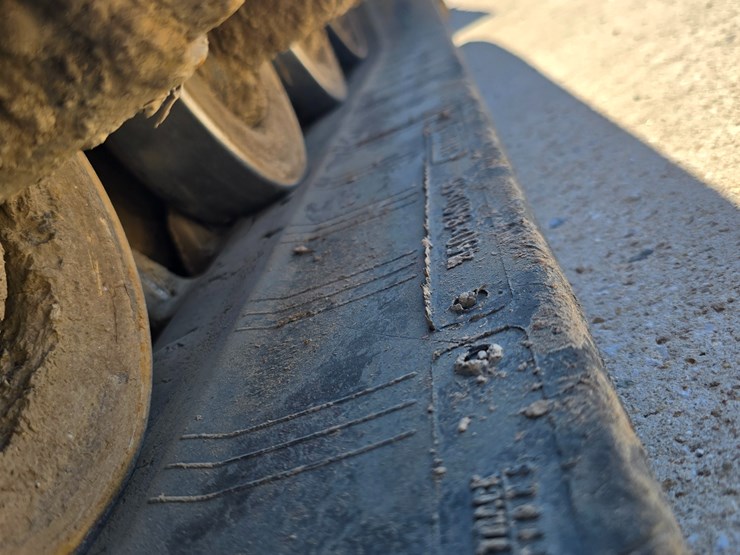 2020-bobcat-t770-image-26