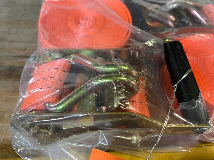 #2429-•-(2)-ratchet-straps,-1.5"-wide-x-15'-long-(pr12)-image-4