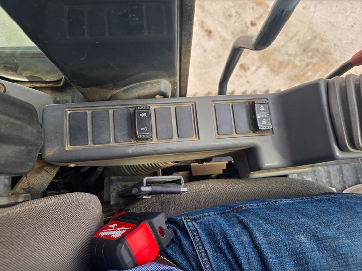 2007-deere-350d-lc-image-83