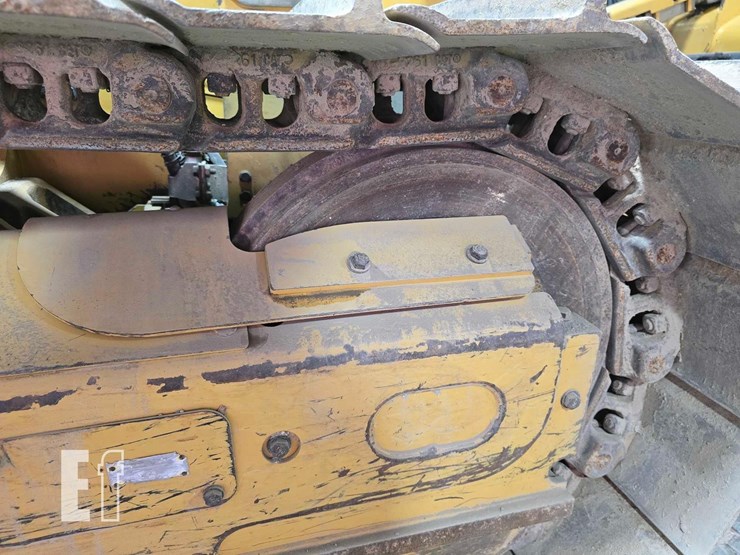 2022-caterpillar-d3-image-35