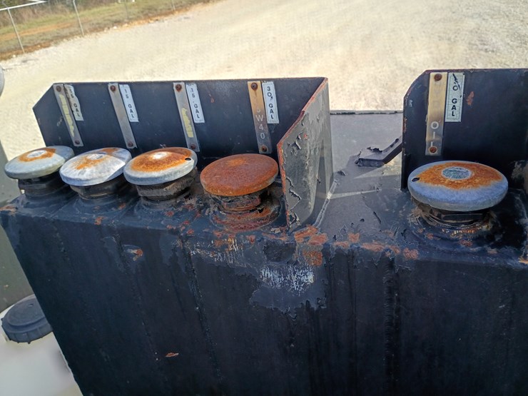 2005-ford-f750-image-93