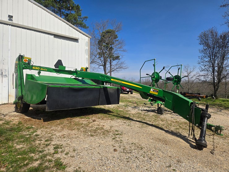 john-deere-630-image-2