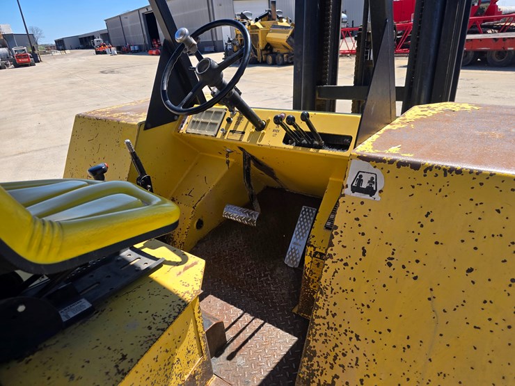 2000-sellick-sd80-image-44