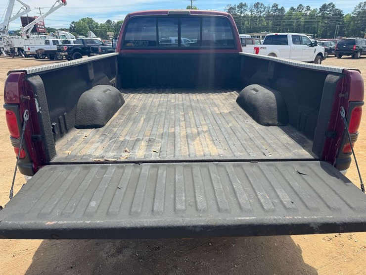 1996-dodge-ram-2500-image-18